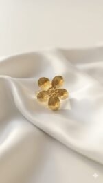 Golden Flora Ring - Image 2