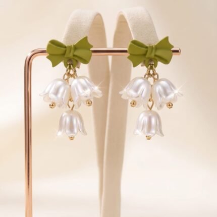 Lily Pearl Bloom Earrings